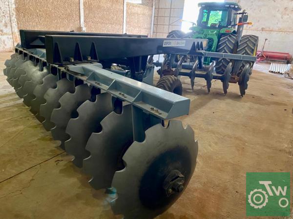 https://tratorbr.com.br/images/machinery/65eb27c5331c8WhatsApp Image 2024-03-07 at 11.55.24 (1).jpeg